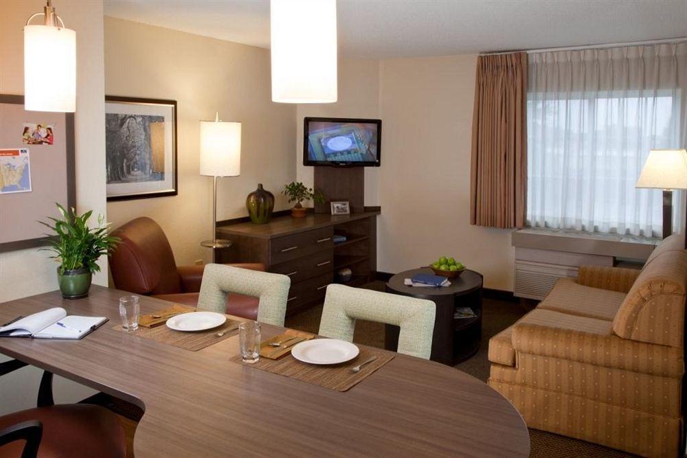 Sonesta Simply Suites Pittsburgh Airport Imperial Ngoại thất bức ảnh